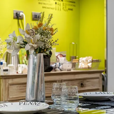 Luxury Loft 31 Apartment